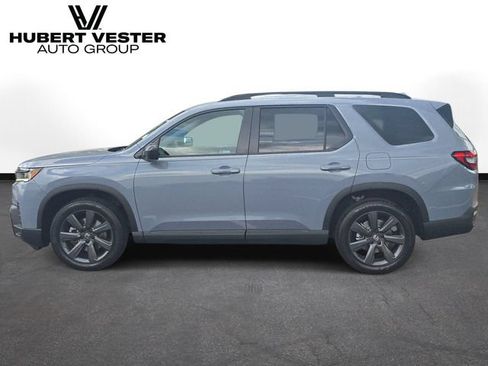 New 2026 Honda Pilot Sport image 1