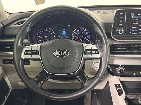 Used 2020 Kia Telluride S FWD image 24