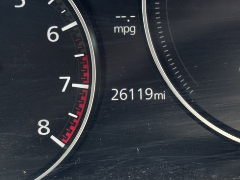 Used 2023 MAZDA MAZDA3 s FWD image 3