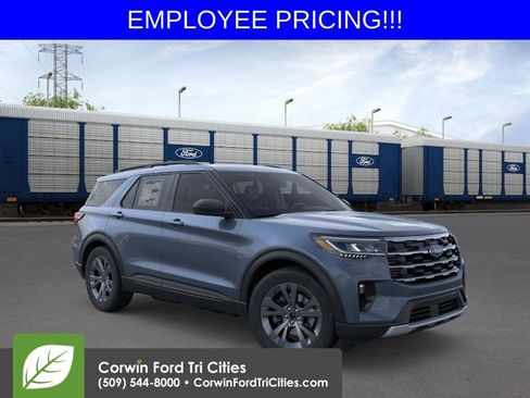 New 2026 Ford Explorer Active AWD/4WD image 1