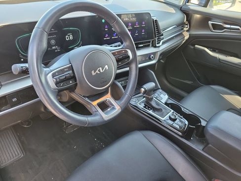 Used 2023 Kia Sportage EX FWD image 9