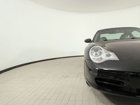 Used 2003 Porsche 911 Targa RWD image 12