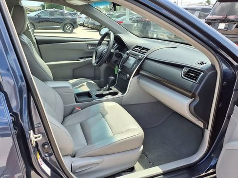 Used 2015 Toyota Camry LE FWD image 19