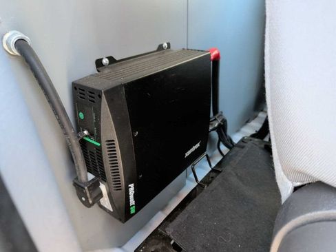Used 2019 Ford Transit 150 130 Low Roof RWD image 9
