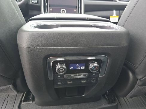 New 2026 GMC Yukon XL Elevation w/ Elevation Premium Package image 29