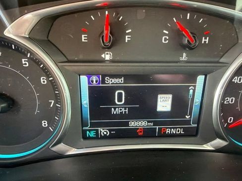 Used 2018 Chevrolet Equinox Premier AWD/4WD image 17