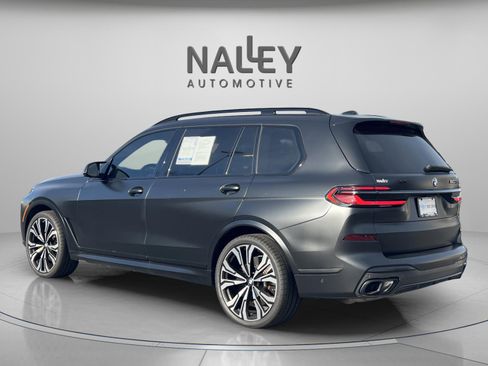 Used 2024 BMW X7 M60i image 4