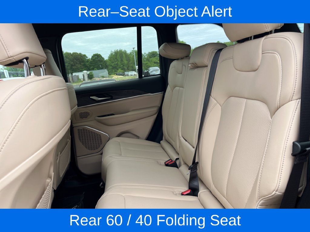 New 2026 Jeep Grand Cherokee Limited w/ Luxury Tech Group II AWD/4WD image 27