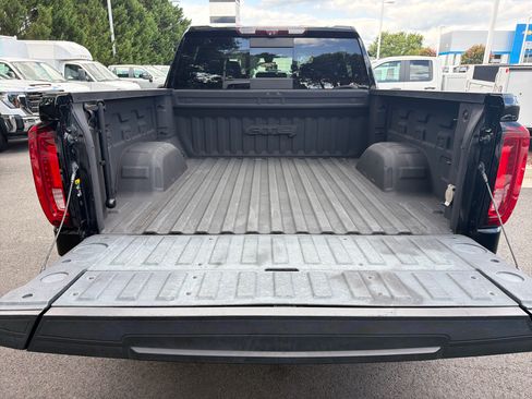 Used 2021 GMC Sierra 1500 AT4 w/ AT4 Value Package AWD/4WD image 34