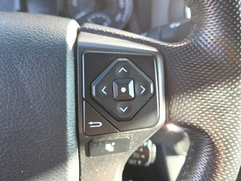 Used 2016 Toyota Tacoma 4x4 Double Cab image 14