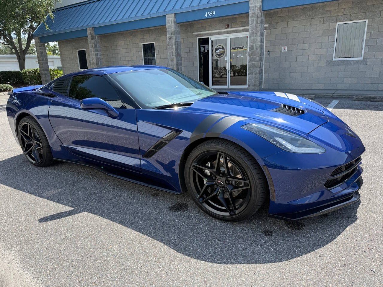Used 2017 Chevrolet Corvette Stingray Coupe w/ Battery Protection Package RWD image 10