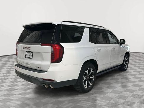 Used 2025 GMC Yukon AT4 w/ AT4 Premium Plus Package AWD/4WD image 5