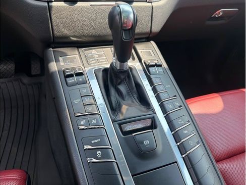 Used 2017 Porsche Macan S AWD/4WD image 20