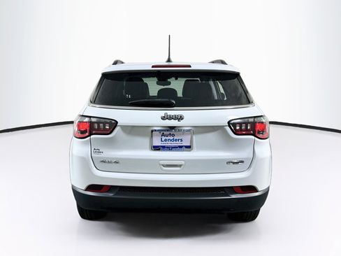 Used 2022 Jeep Compass Latitude AWD/4WD image 6