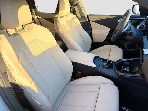 New 2026 BMW X3 xDrive30 w/ Premium Package image 14