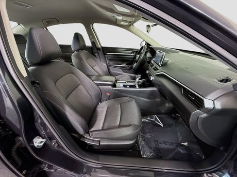 Used 2021 Nissan Altima 2.5 SV image 29