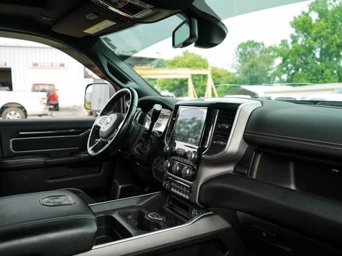 Used 2022 RAM 2500 Laramie AWD/4WD image 15