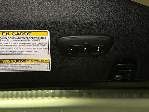 Used 2023 Jeep Wrangler Unlimited Sahara w/ Cold Weather Group image 29