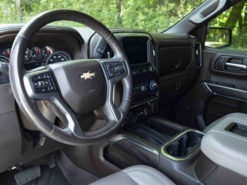 Used 2019 Chevrolet Silverado 1500 LTZ w/ LTZ Texas Edition AWD/4WD image 18