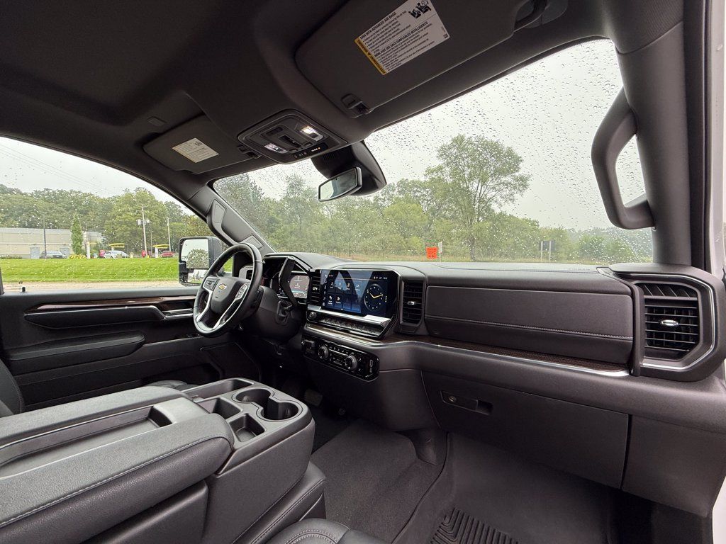 Certified 2024 Chevrolet Silverado 3500 LT w/ All Star Edition AWD/4WD image 39