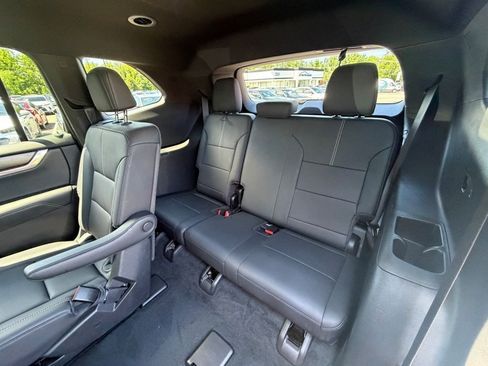 Used 2024 GMC Acadia Elevation w/ Black Edition FWD image 24