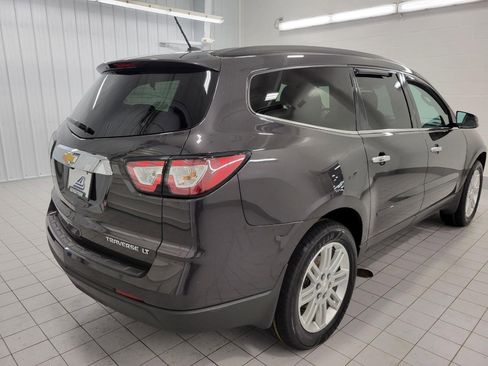 Used 2015 Chevrolet Traverse LT w/ Style and Technology Package FWD image 21