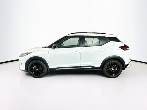 Used 2024 Nissan Kicks SR FWD image 4