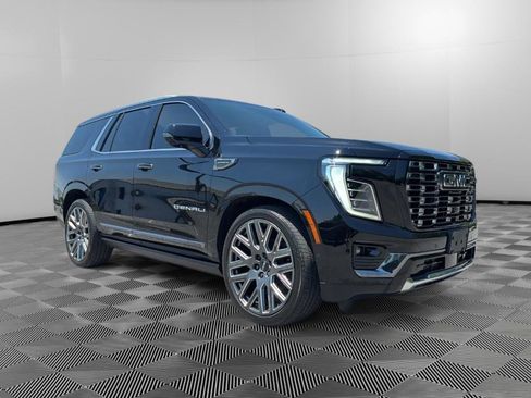 Used 2025 GMC Yukon Denali Ultimate AWD/4WD image 2