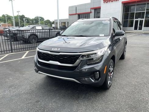 Used 2022 Kia Seltos SX w/ Sunroof Package AWD/4WD image 4