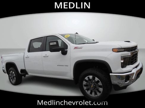 New 2026 Chevrolet Silverado 2500 LT image 1