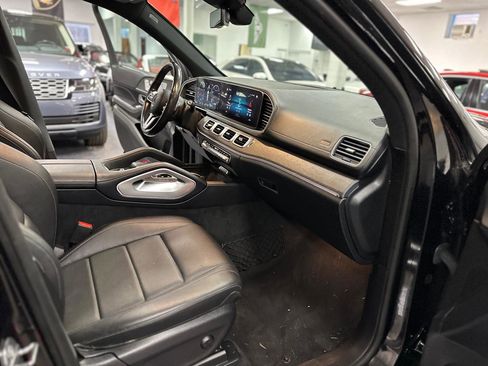 Used 2020 Mercedes-Benz GLS 450 4MATIC image 35