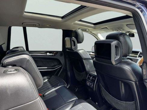 Used 2014 Mercedes-Benz GL 450 4MATIC image 51
