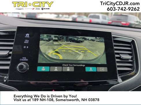 Used 2019 Honda Pilot Touring image 27