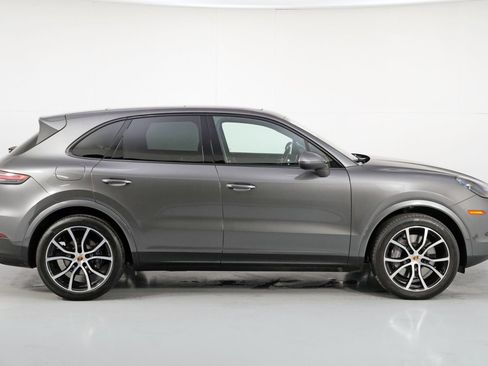Used 2023 Porsche Cayenne image 58