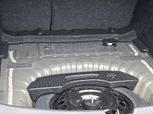 Used 2024 Chevrolet Malibu LT image 27