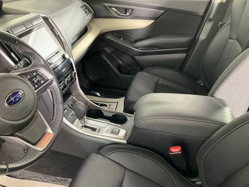 Used 2022 Subaru Ascent Premium w/ Convenience Package image 13
