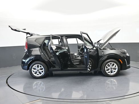 Used 2024 Kia Soul S image 68