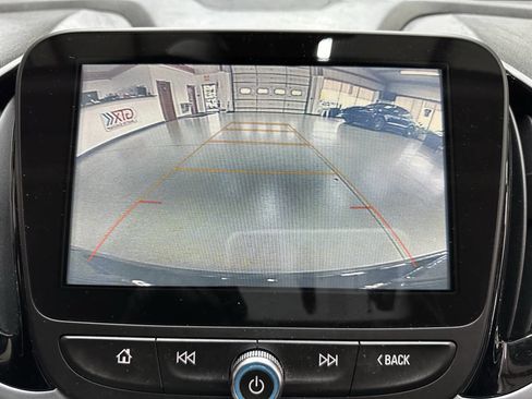 Used 2018 Chevrolet Volt LT w/ LT Driver Confidence Package image 28