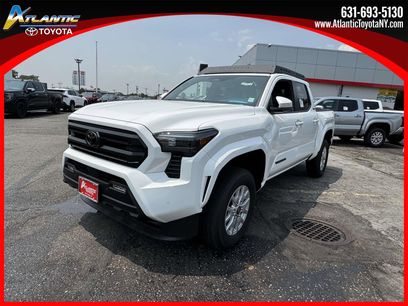 New 2025 Toyota Tacoma SR5