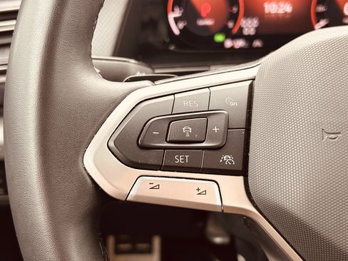 Certified 2025 Volkswagen Atlas Peak Edition SE image 20