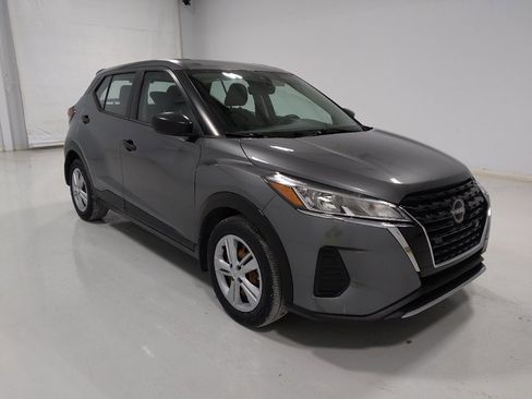 Used 2022 Nissan Kicks S w/ Interior Electronics Package FWD image 13