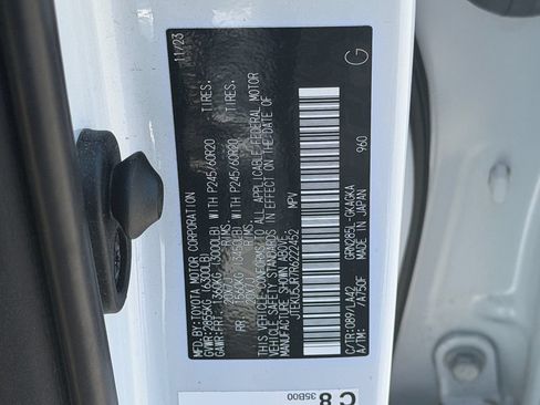 Used 2024 Toyota 4Runner Limited AWD/4WD image 22