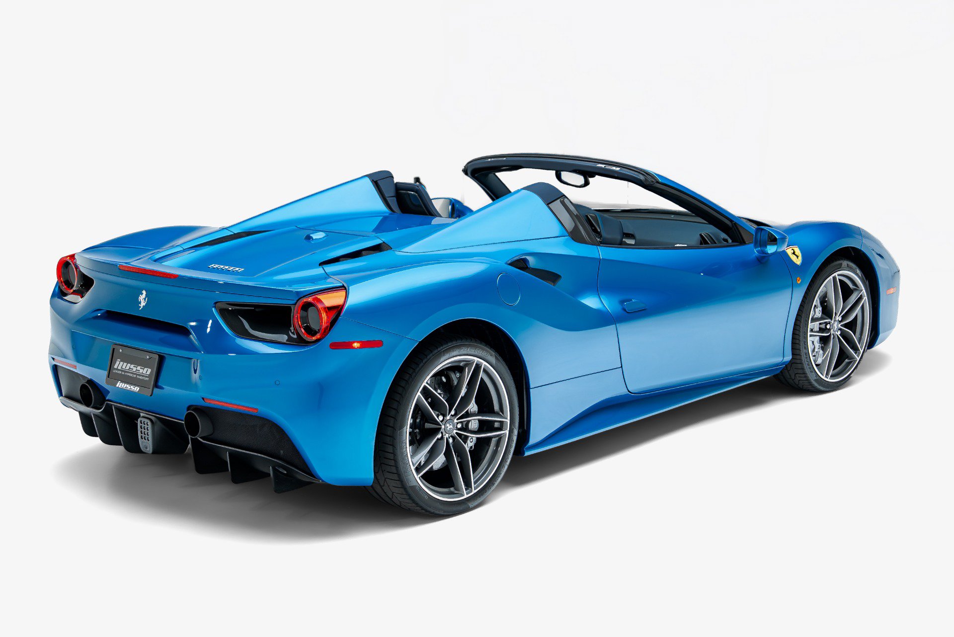 Used 2019 Ferrari 488 Spider RWD image 19