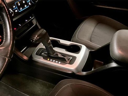 Used 2016 Chevrolet Colorado LT w/ Midnight Edition image 12