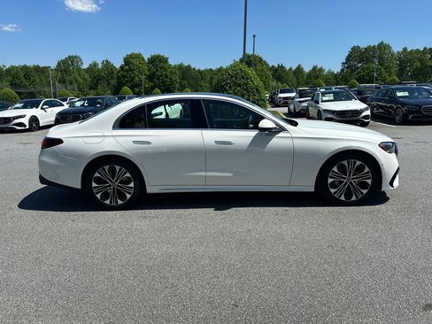 New 2026 Mercedes-Benz E 350 4MATIC Sedan image 8