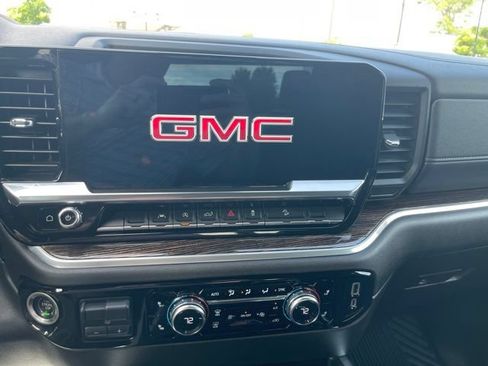 Used 2022 GMC Sierra 1500 Elevation w/ LPO, Elevation Black Package AWD/4WD image 25