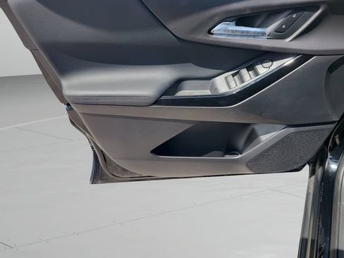 New 2026 Chevrolet Equinox LT w/ Safety and Technology Package FWD image 17