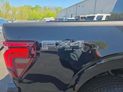 New 2025 Ford F150 Lariat w/ Equipment Group 502A High image 8