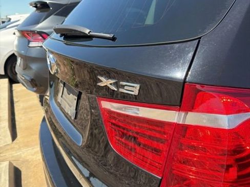 Used 2017 BMW X3 sDrive28i RWD image 6