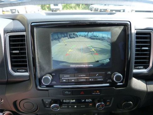 Used 2024 Nissan Frontier SV w/ SV Convenience Package image 30